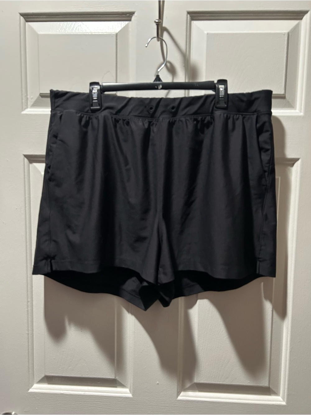 Old Navy Black High Rise Go-Dry Powersoft Athletic Shorts with Elastic Waistband